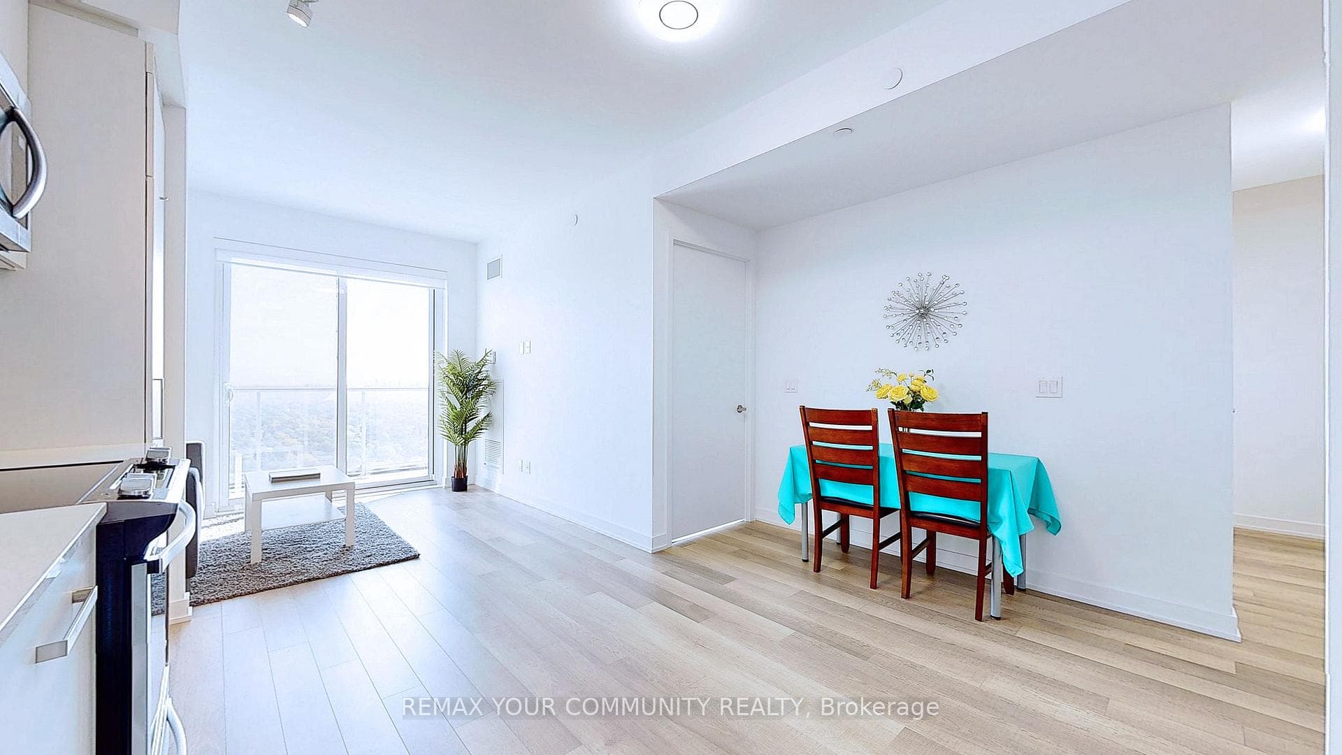 5180 Yonge Street Unit 3305 photo 14