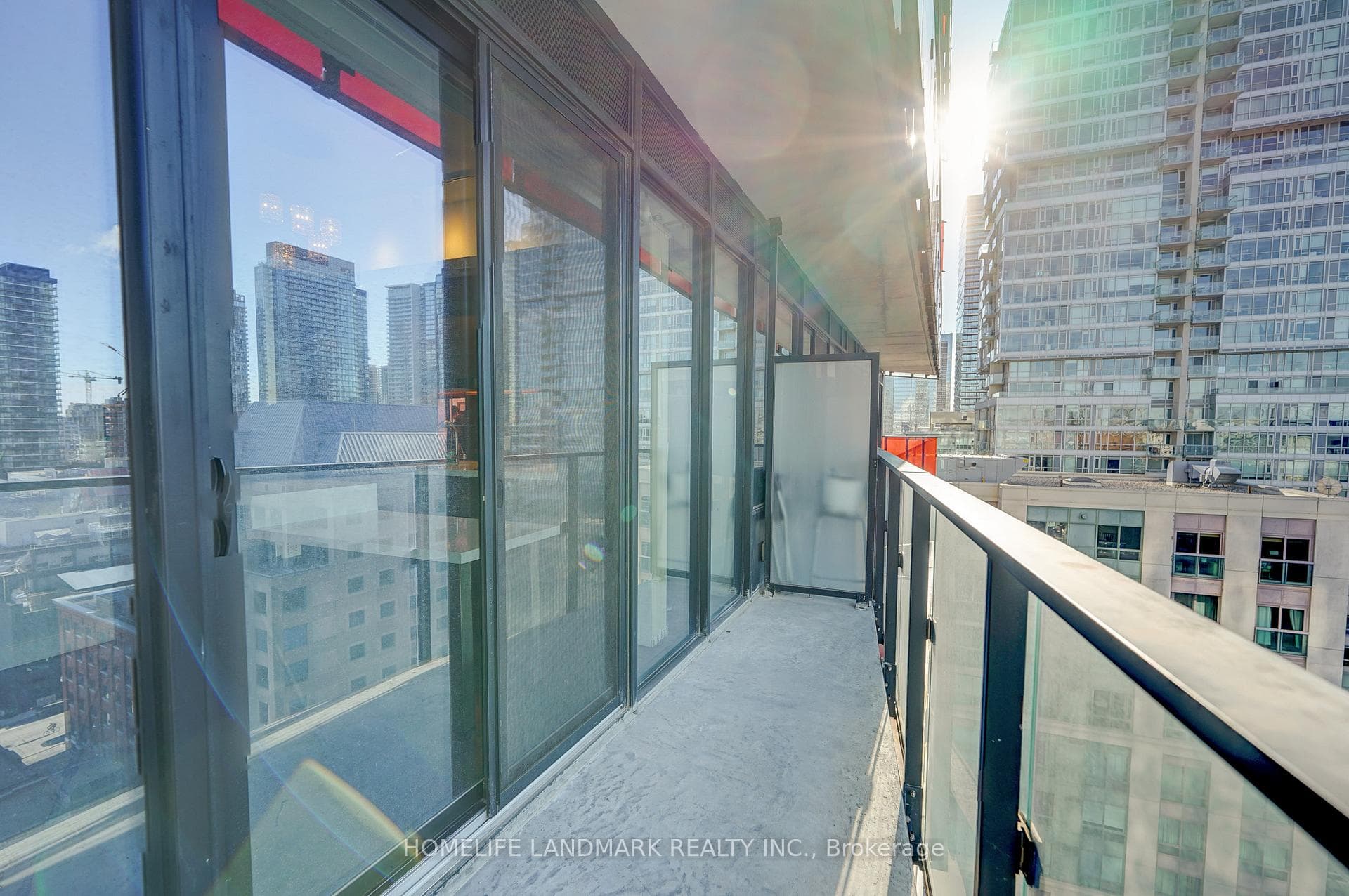 215 Queen Street Unit 1403 photo 20