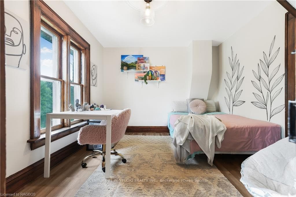 1588 5TH N/A photo 29