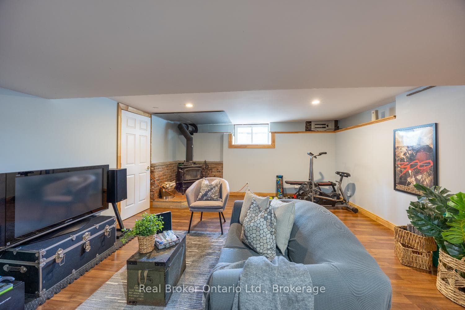 61 Mill Street photo 23