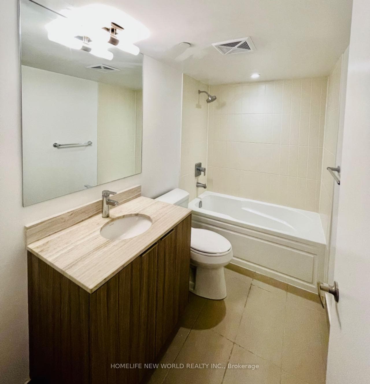955 Bay Street Unit 814 photo 13