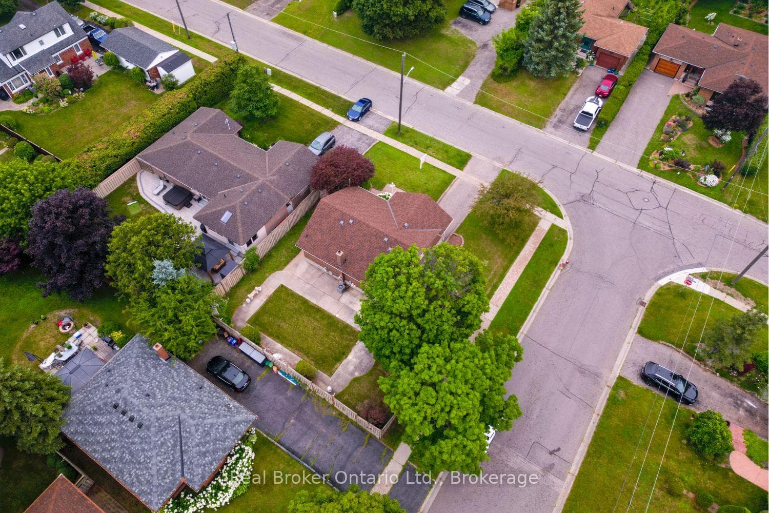 1125 Belvedere Avenue photo 24