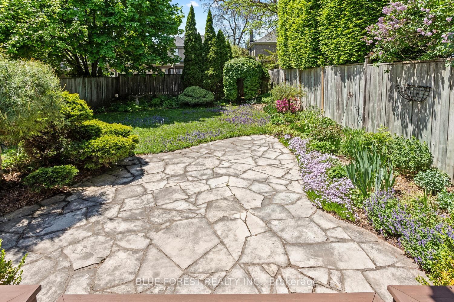 793 Hellmuth Avenue photo 44