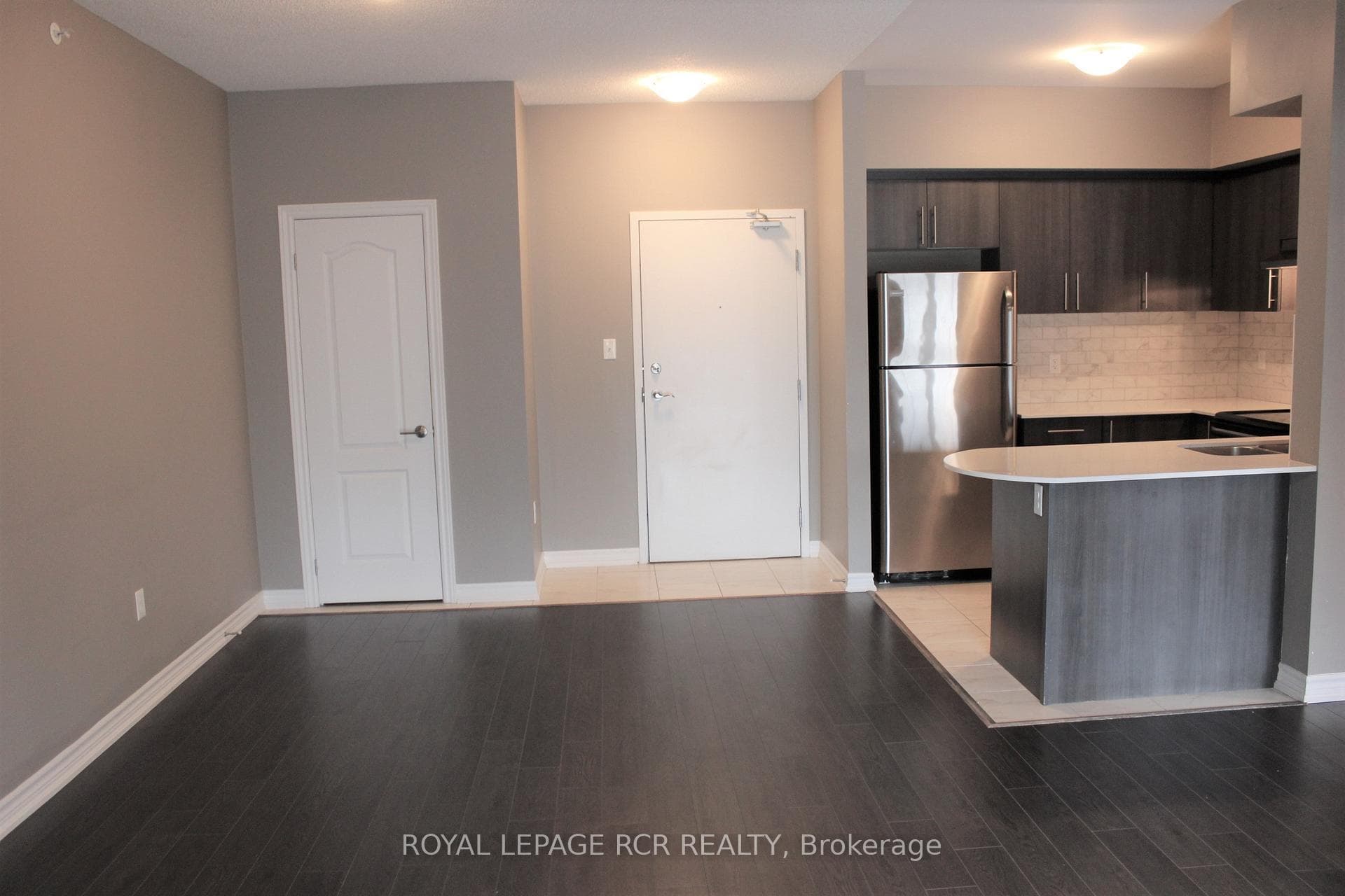 40 Ferndale Drive Unit 207 photo 4