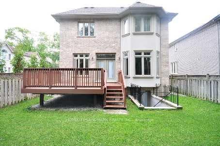 89 Estelle Avenue photo 8