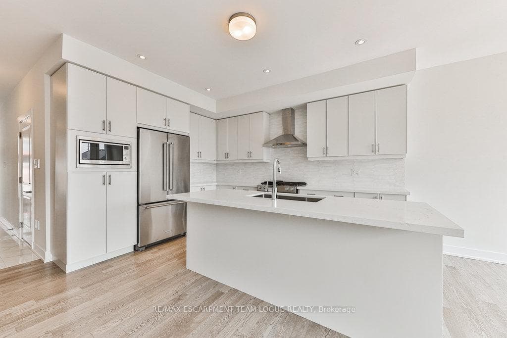 2273 TURNBERRY Road Unit 22 photo 6