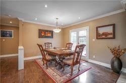 12 Lochinvar Crescent photo 4
