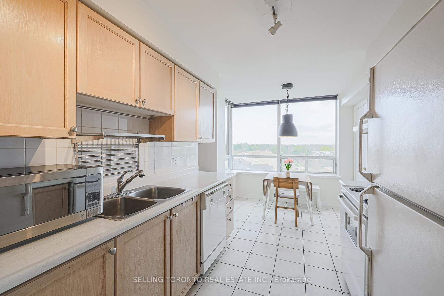 88 Grandview Way Unit 812 photo 18