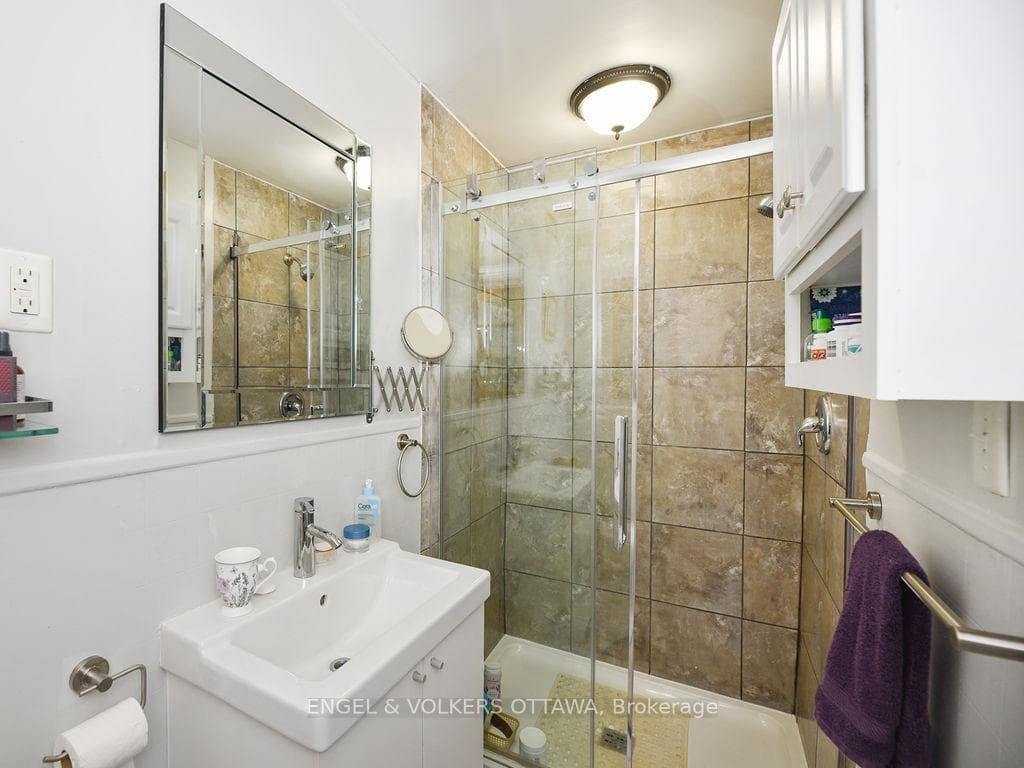 81 Third Avenue Unit 1 photo 21