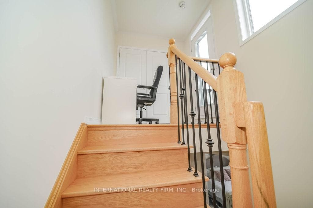 26 Fieldway Road Unit 39 photo 26