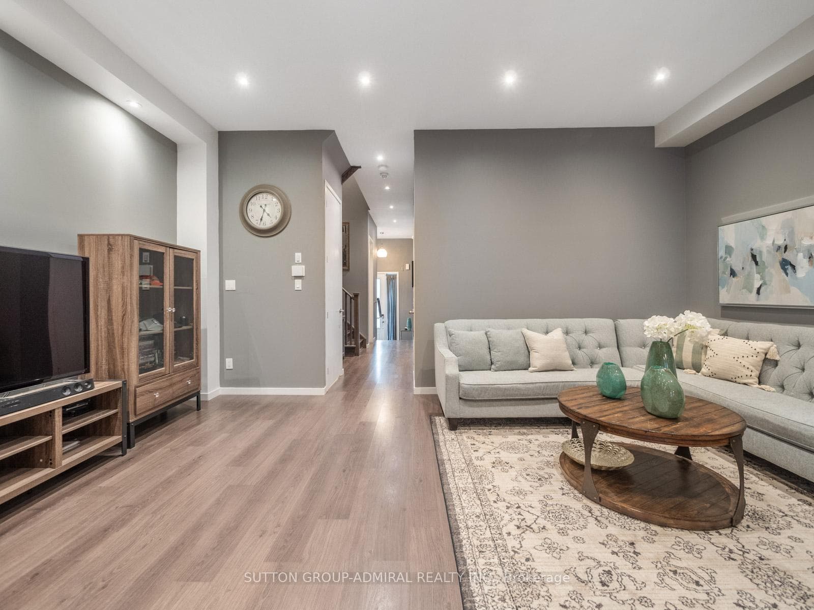 253 Elyse Court photo 7
