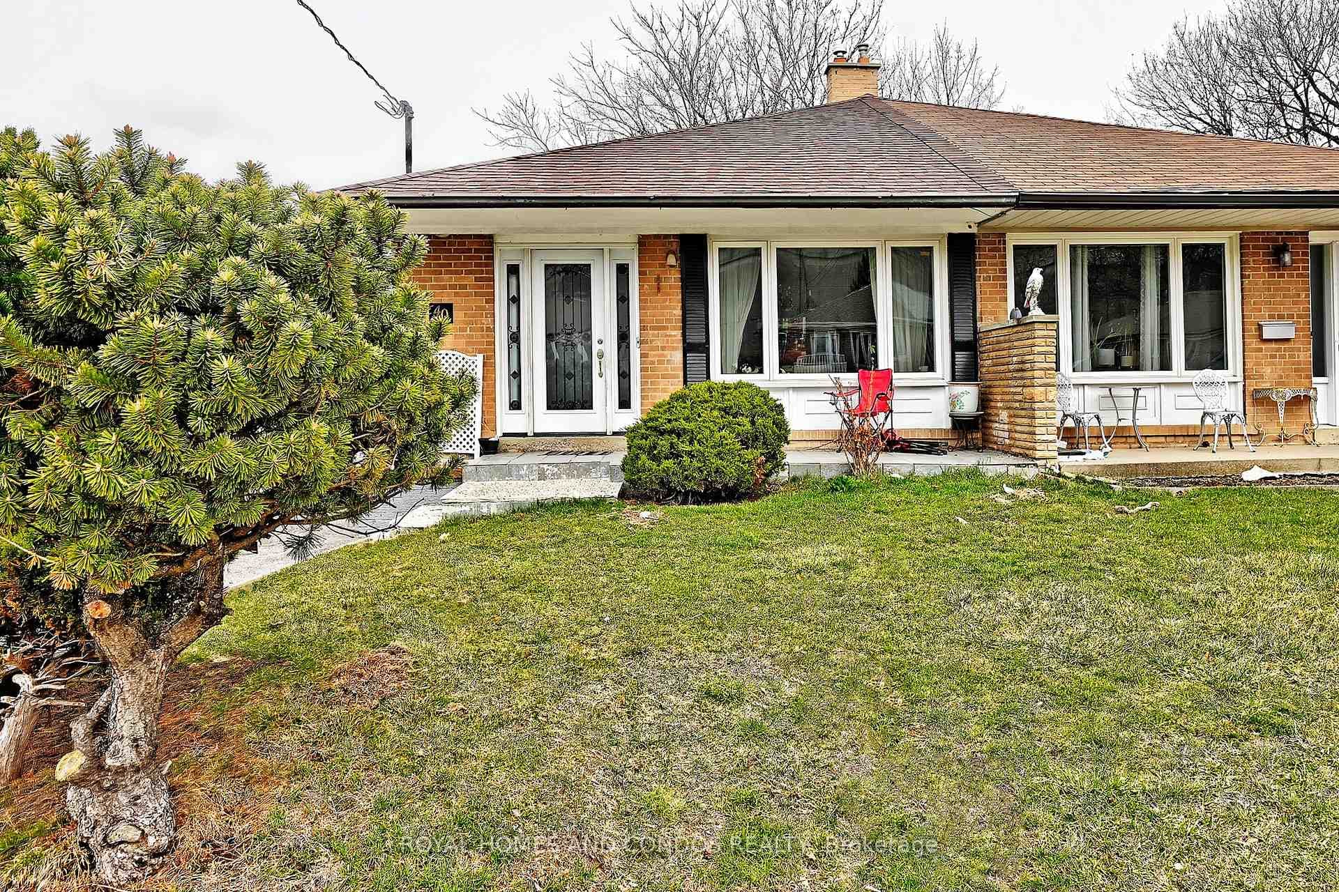 40 Pender Crescent Unit Lower photo 1