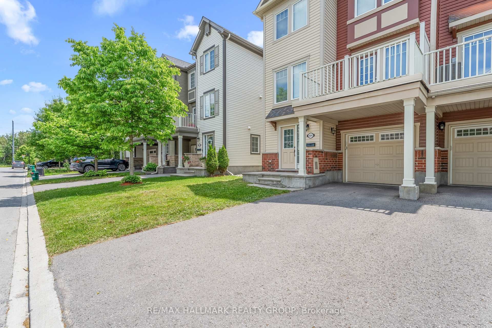404 Rosingdale Street photo 3