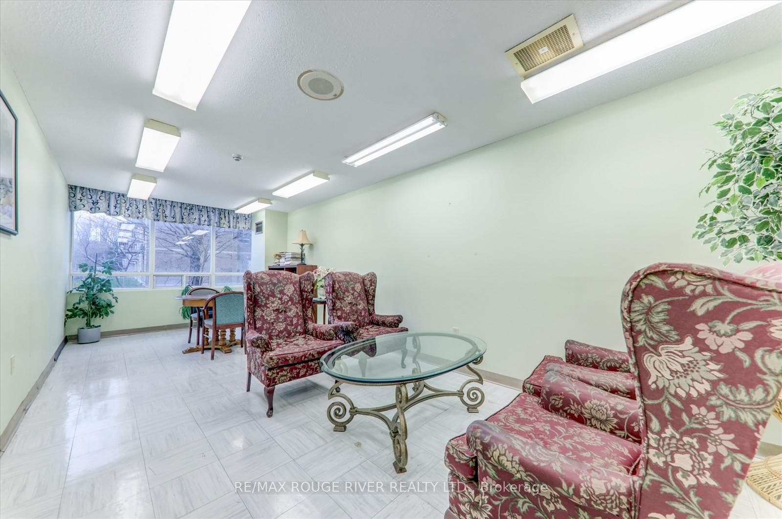 3050 Ellesmere Road Unit 903 photo 9