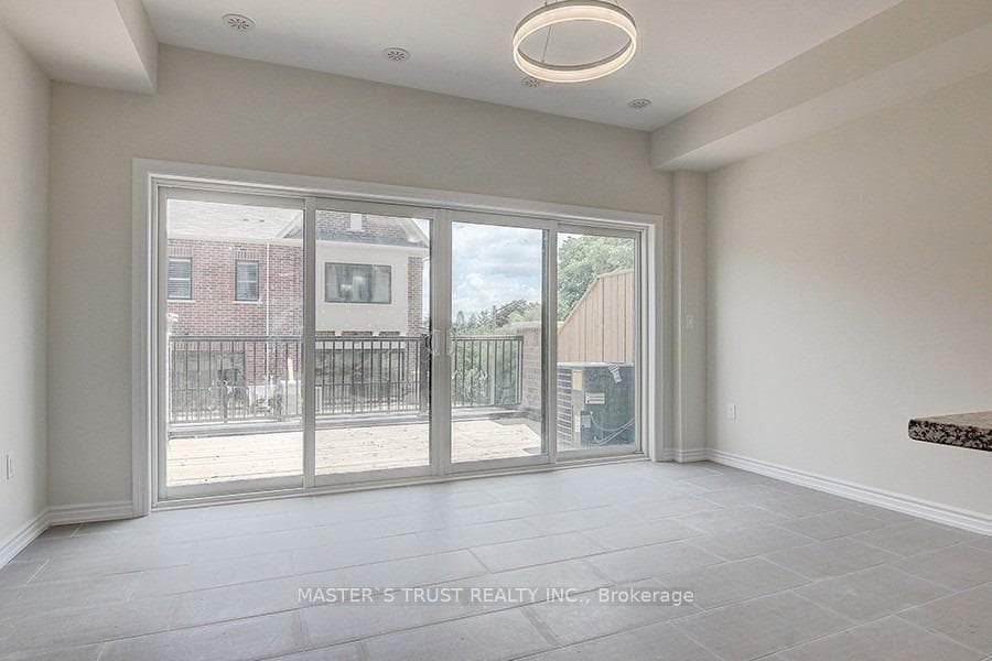 10917 Victoria Square Boulevard photo 17