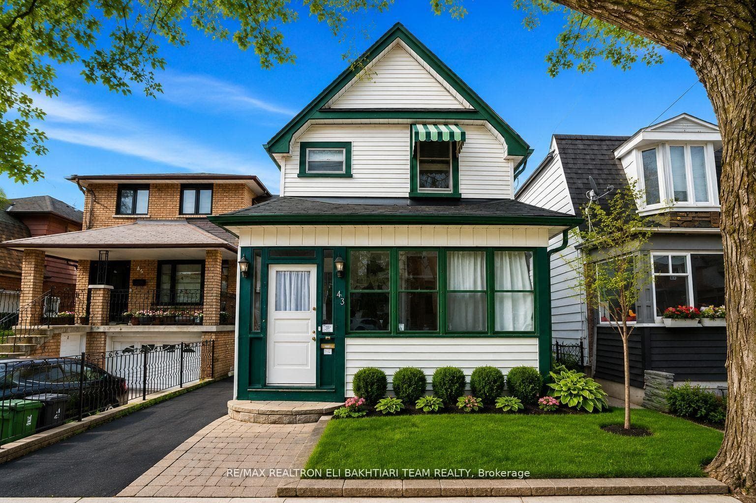 43 King Edward Avenue photo 4