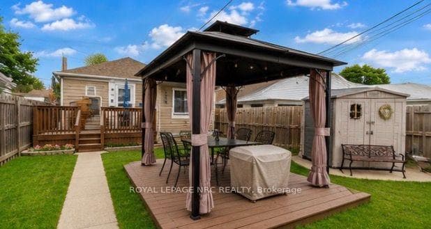 237 PALING Avenue photo 10