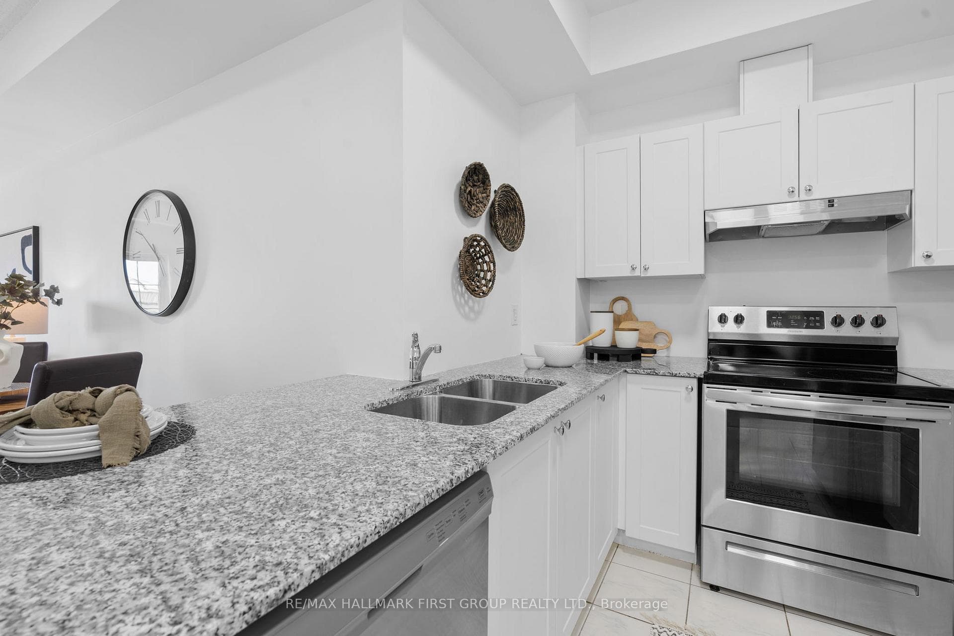 70 Shipway Avenue Unit 202 photo 7