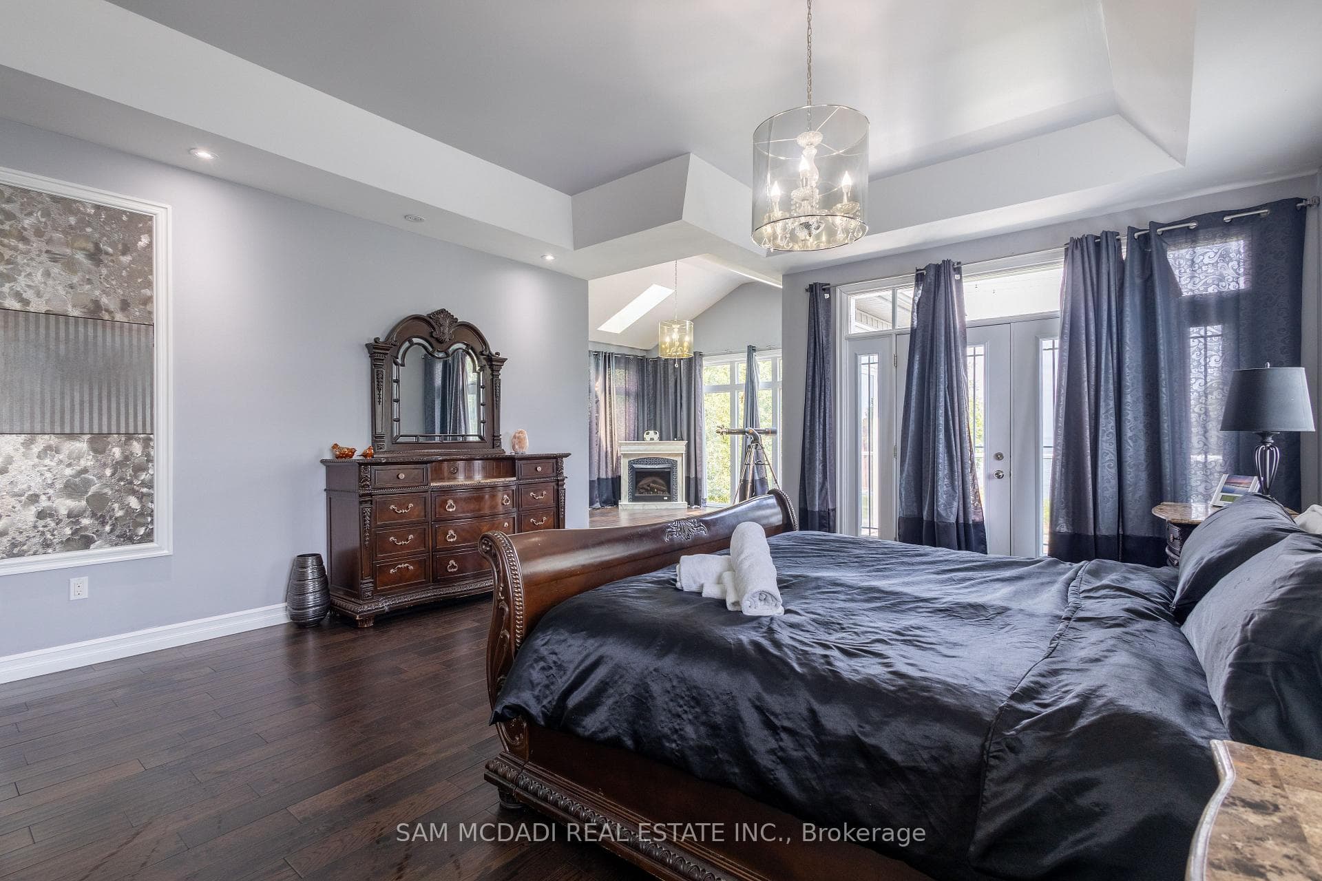 187 Beach Boulevard photo 26