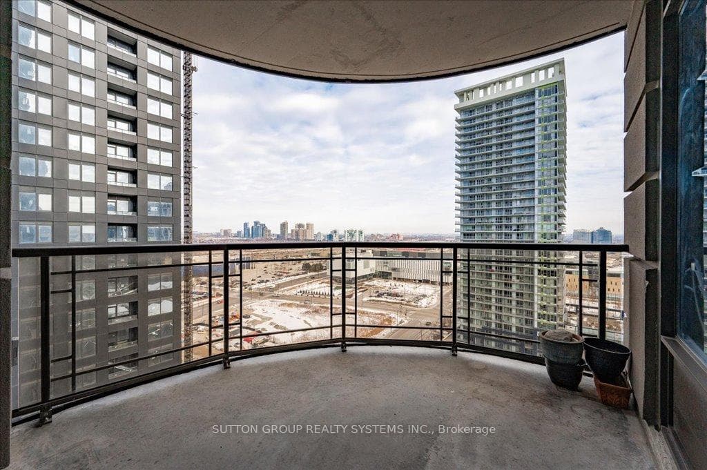 385 Prince Of Wales Drive Unit 1602 photo 16