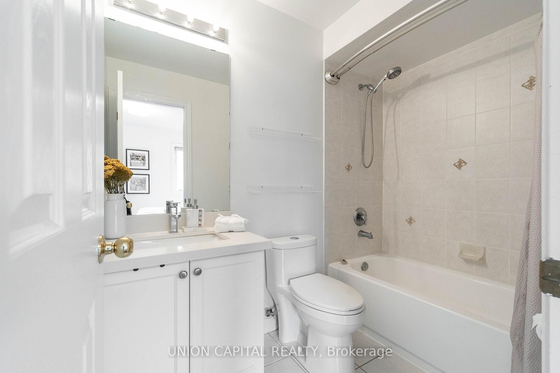 33 Ignatius Lane photo 18