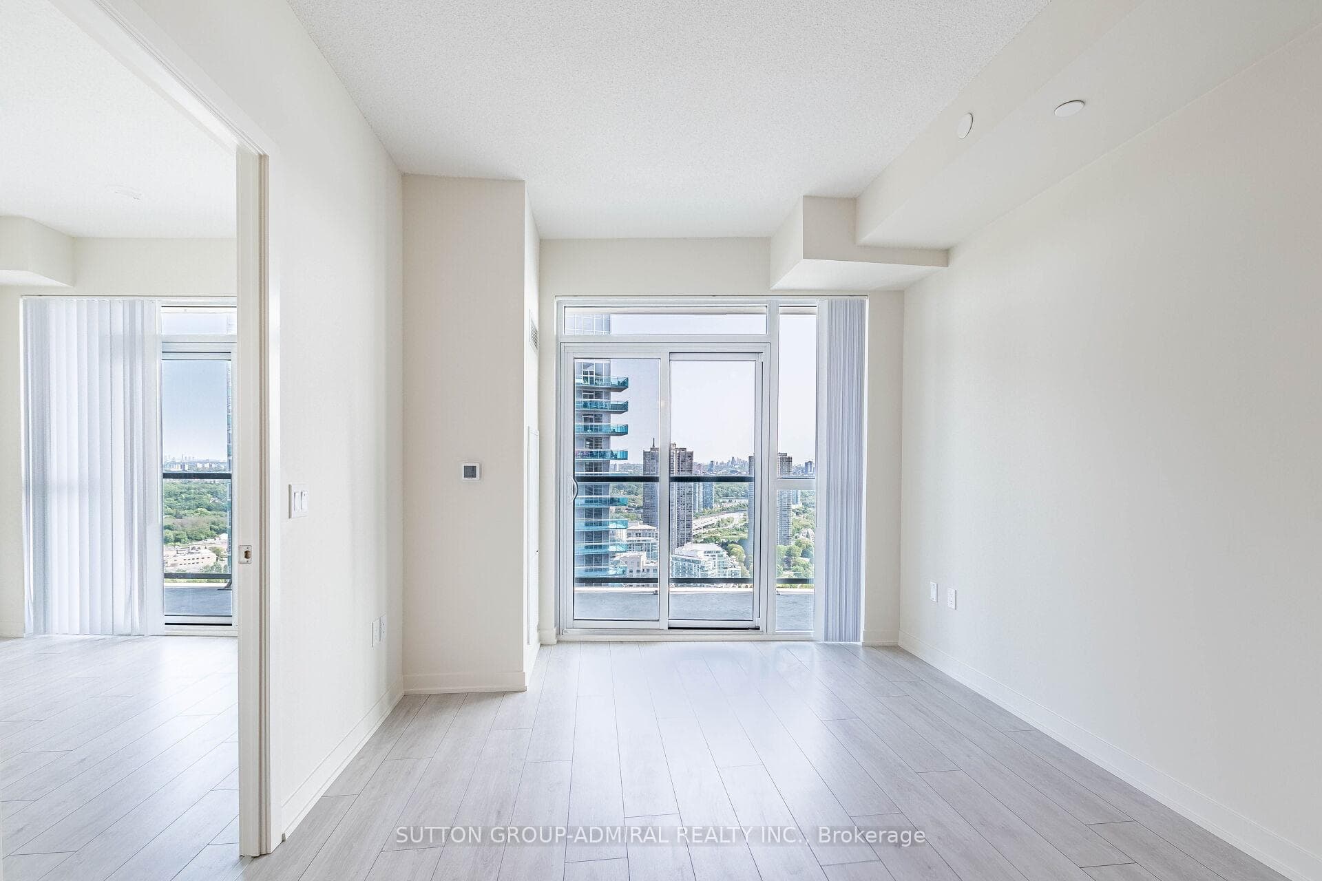 38 ANNIE CRAIG Drive Unit 4112 photo 15