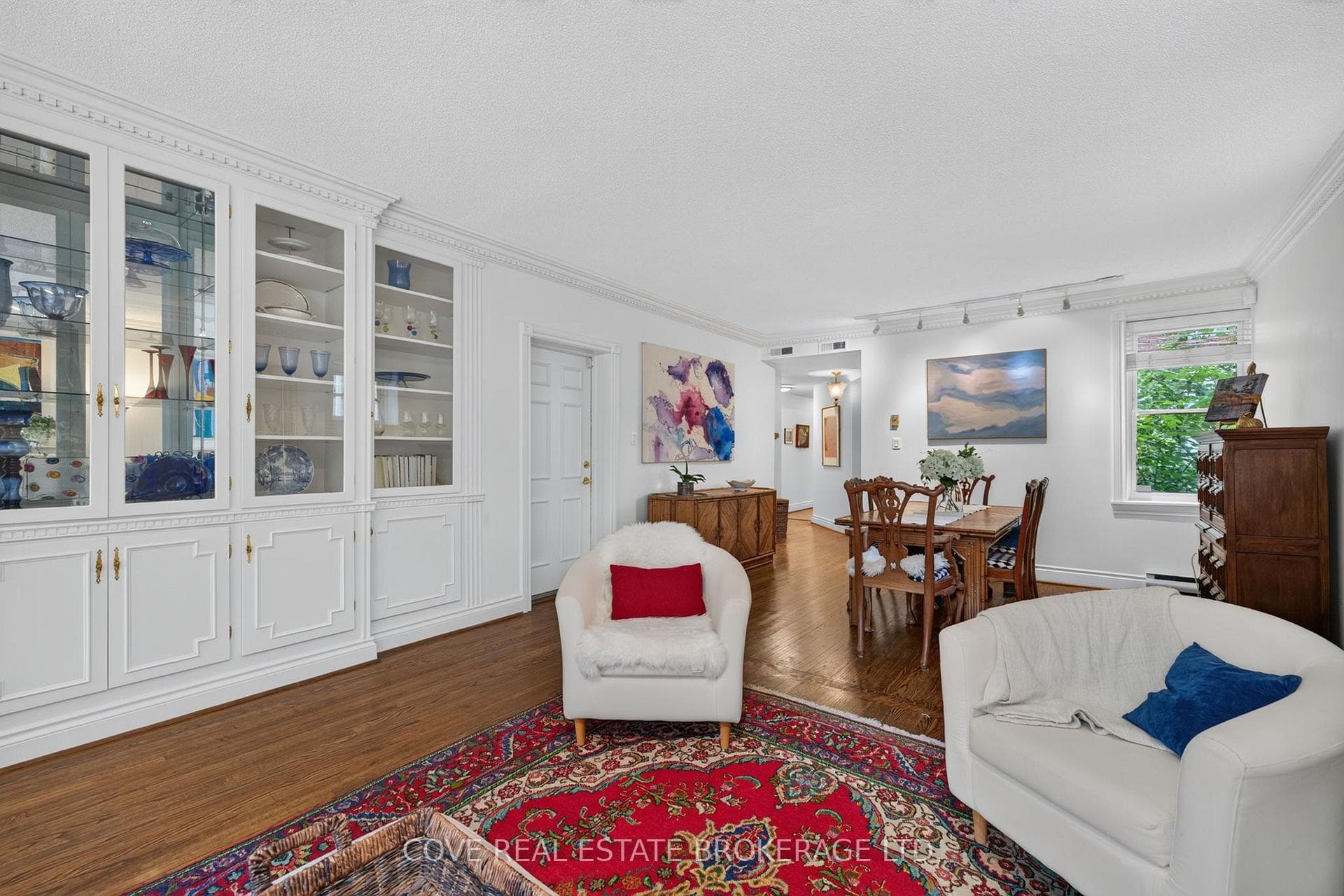 280 Queens Avenue Unit 104 photo 9