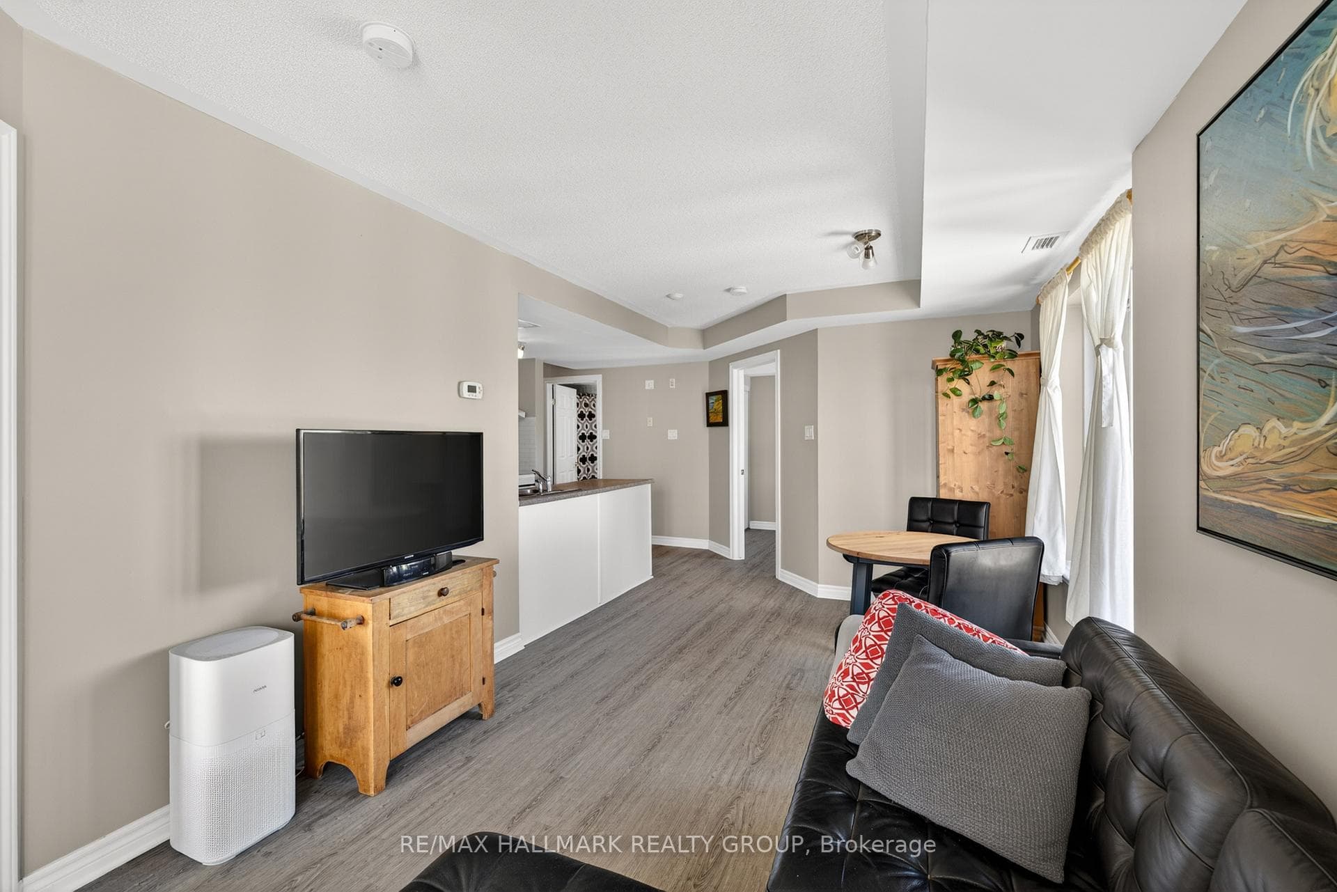 310 Central Park Drive Unit 6B photo 15