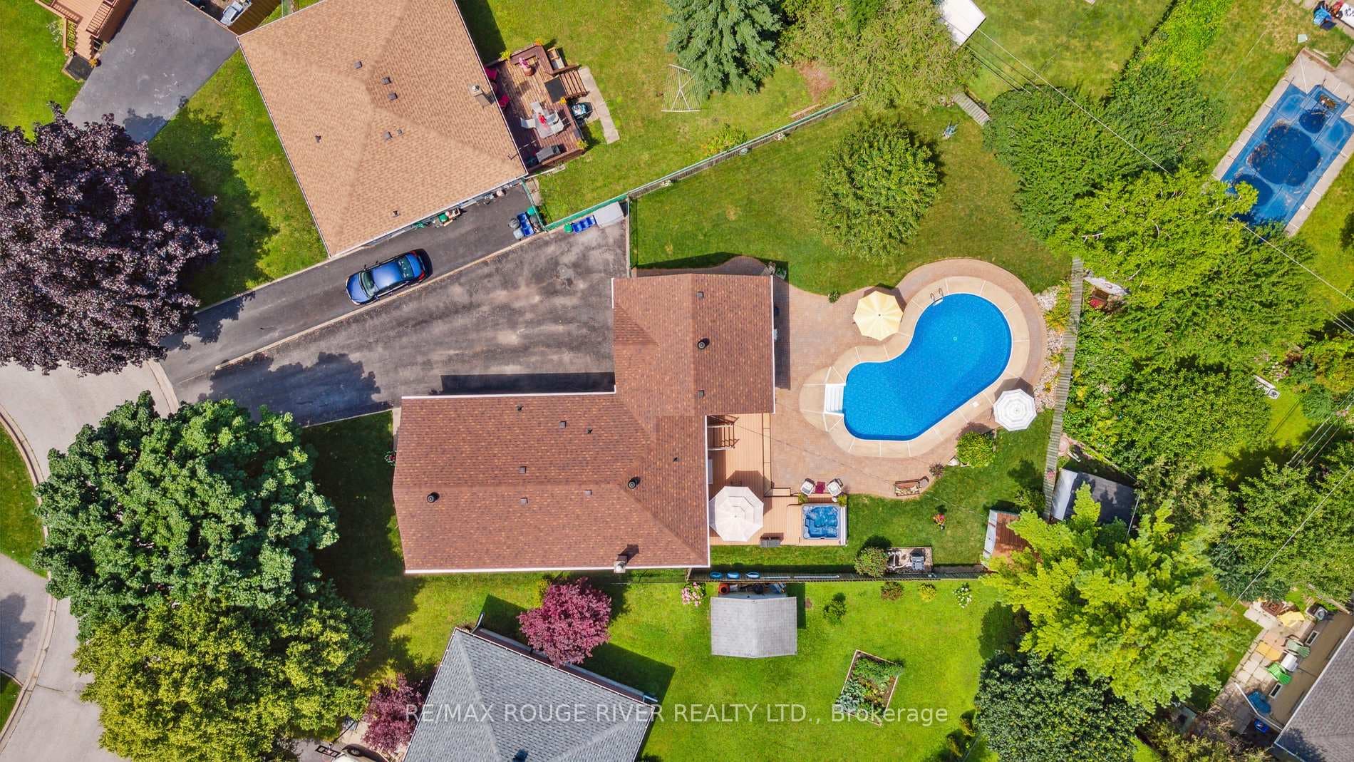 851 Zator Avenue photo 3