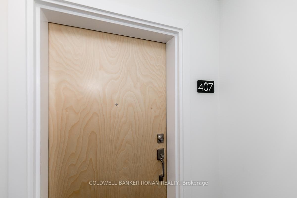 69 Boyne Street Unit 407 photo 5