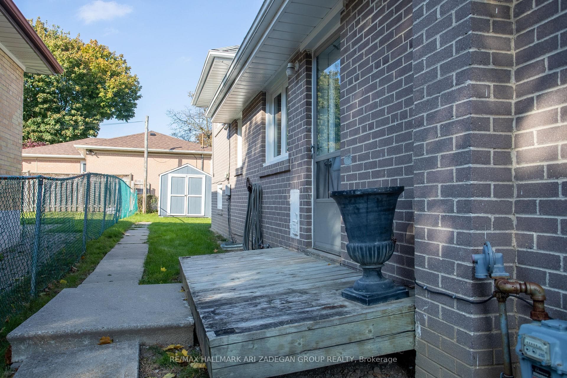 210 Harrygan Crescent Unit MF photo 5