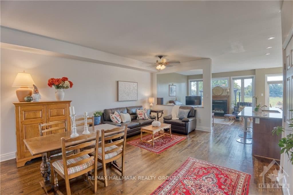 6742 BREANNA CARDILL Street photo 4
