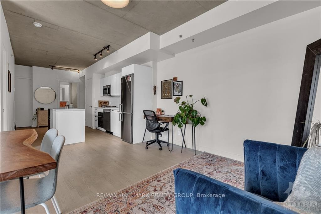 203 CATHERINE Street Unit 311 photo 11