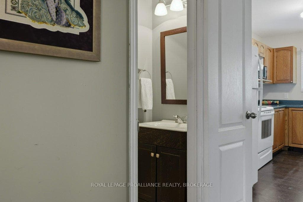 882 Winchester Lane photo 7