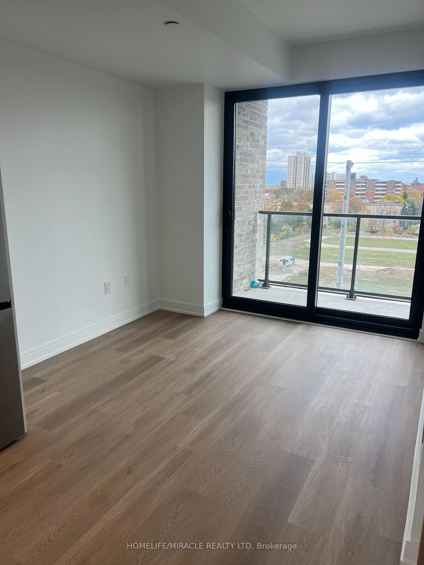 3009 Novar Road Unit 1813 photo 7