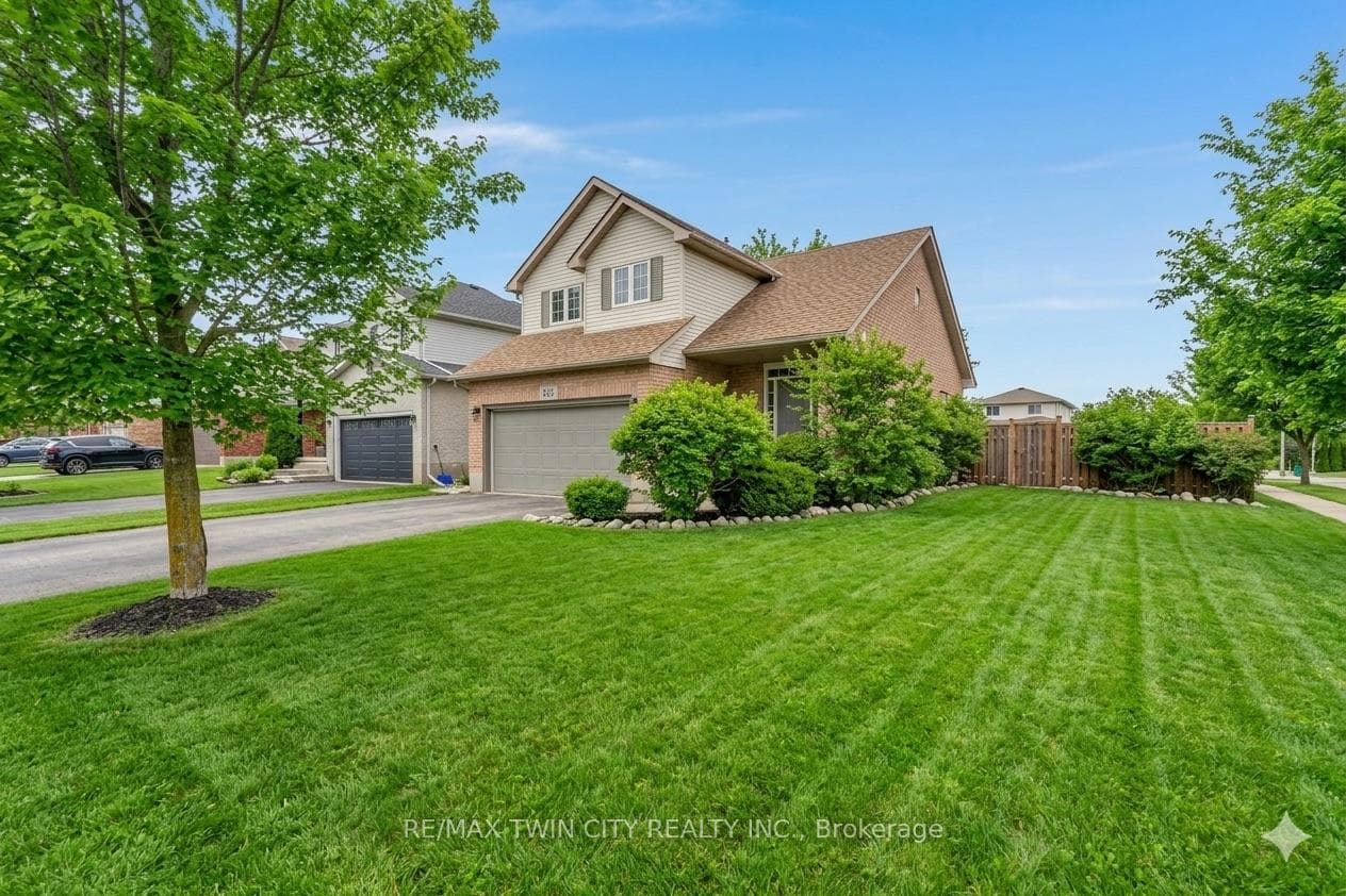 685 COLDSTREAM Drive photo 1