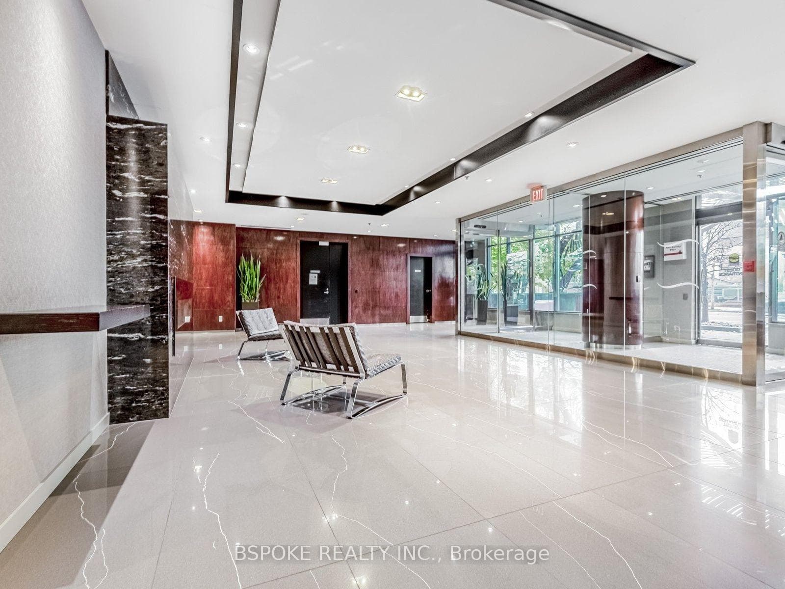 231 Fort York Boulevard Unit 2210 photo 16