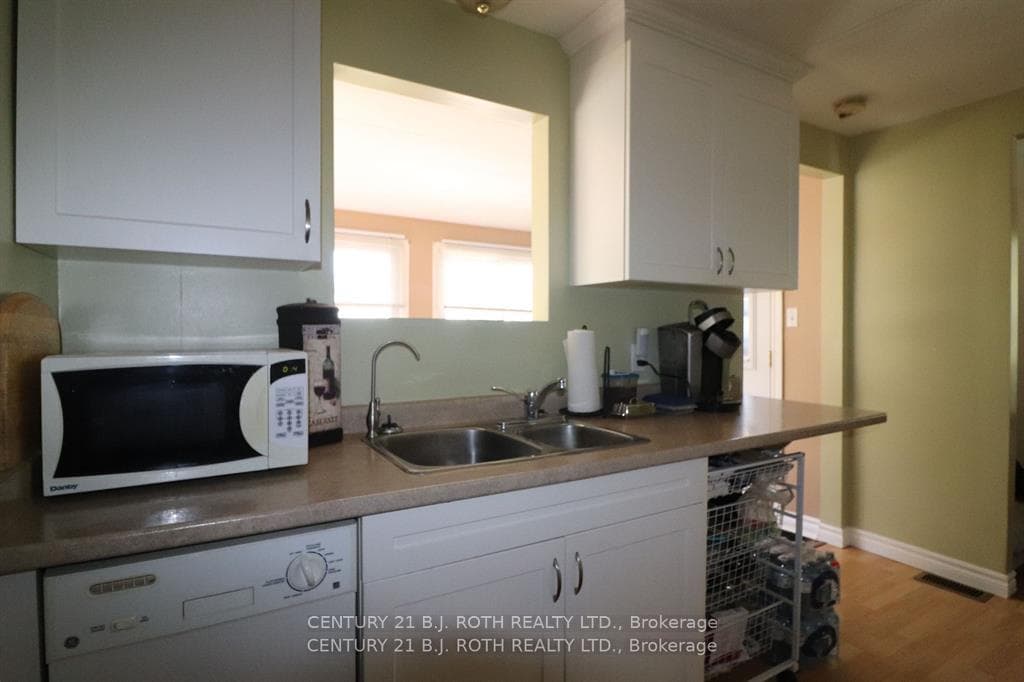6 Yew Court photo 18