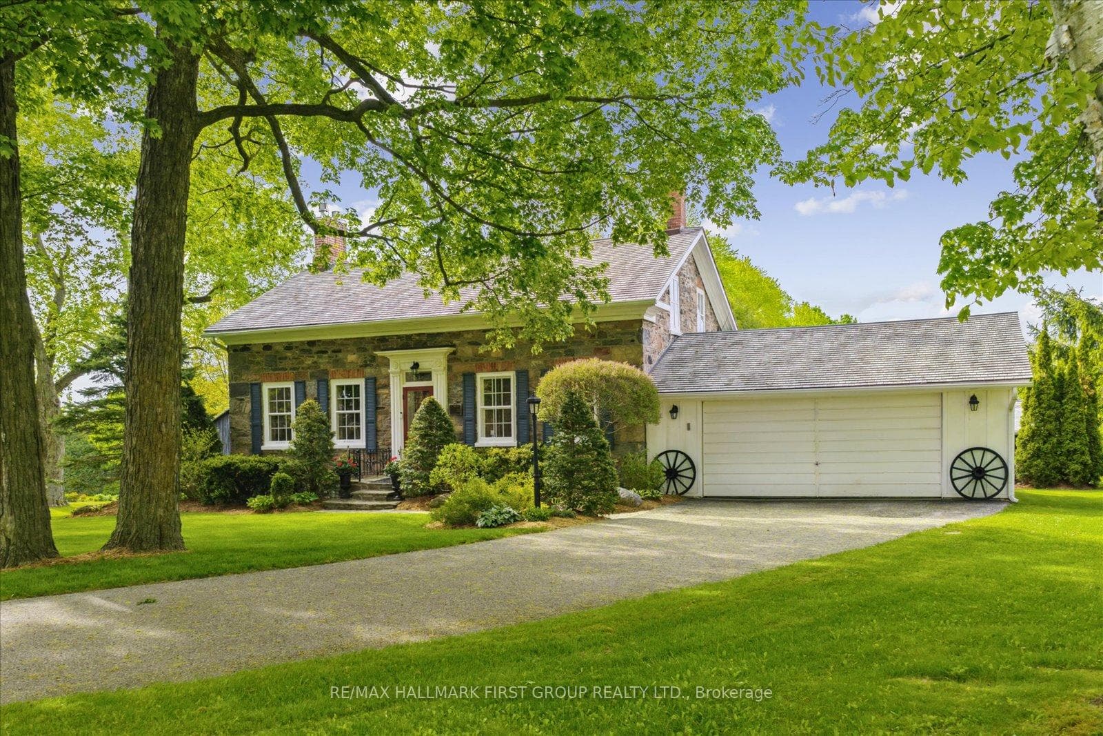 535 Myrtle Road photo 4