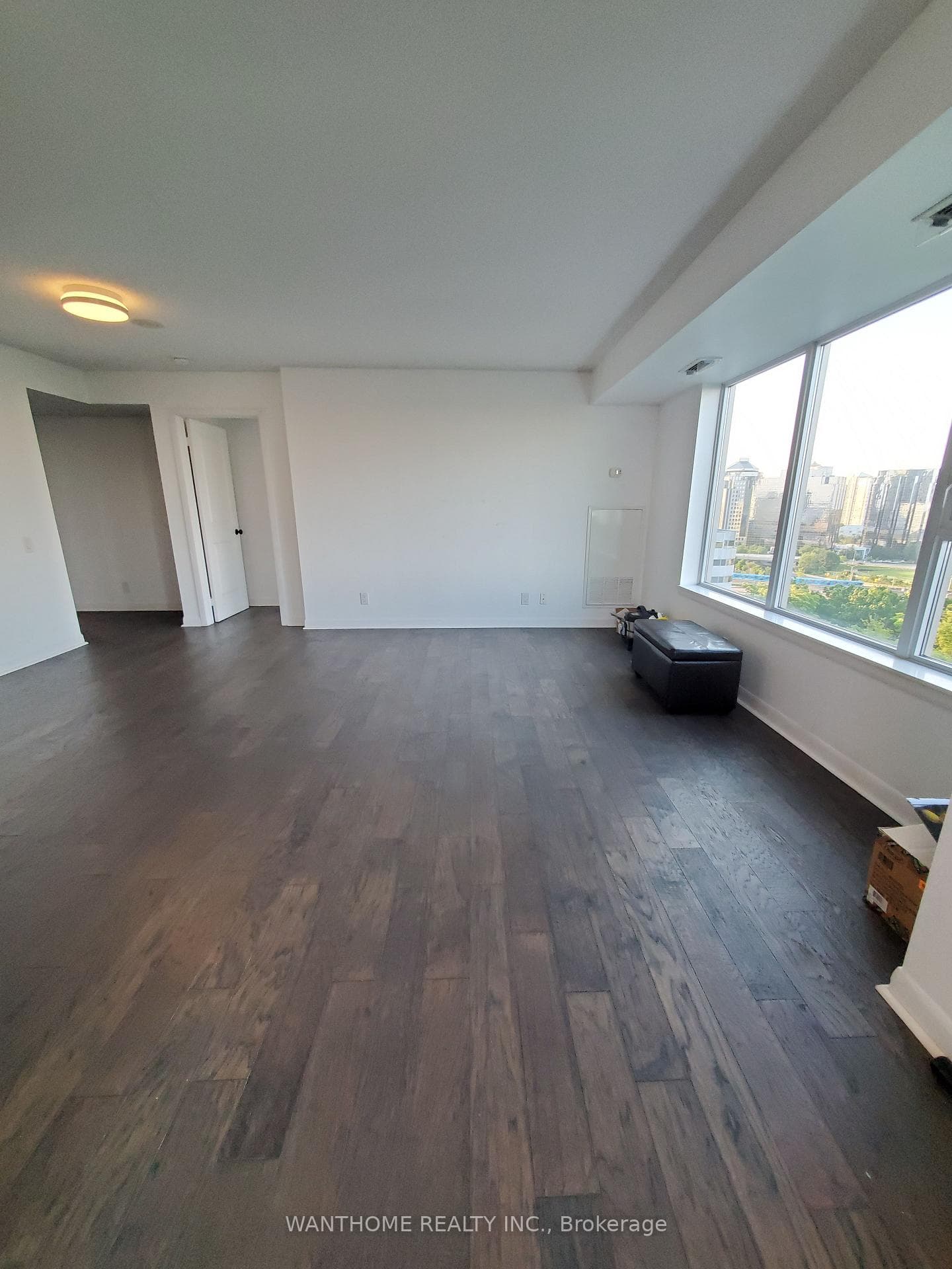 190 Borough Drive Unit 1705 photo 4