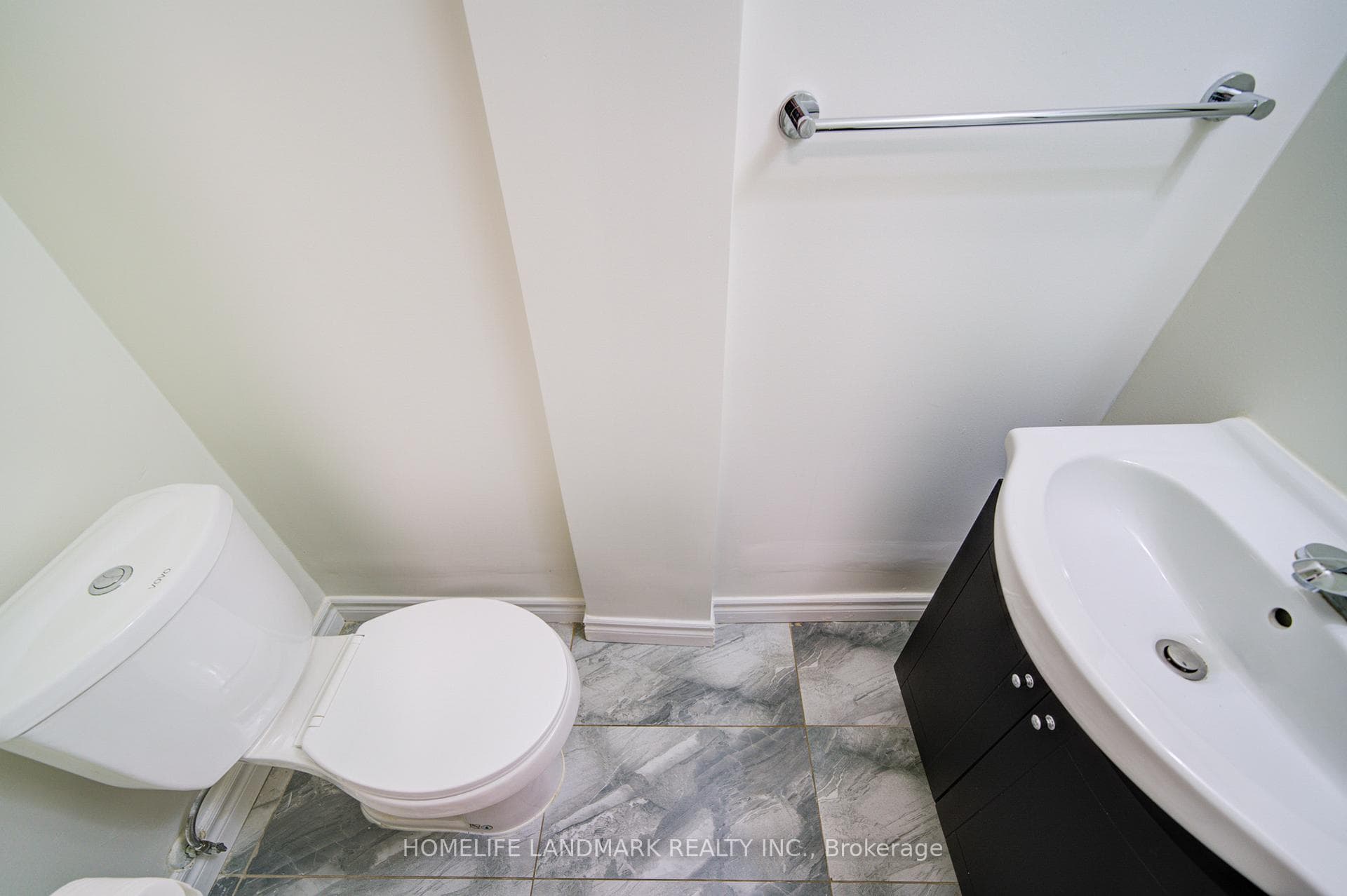 70 Cass Avenue Unit 186 photo 6