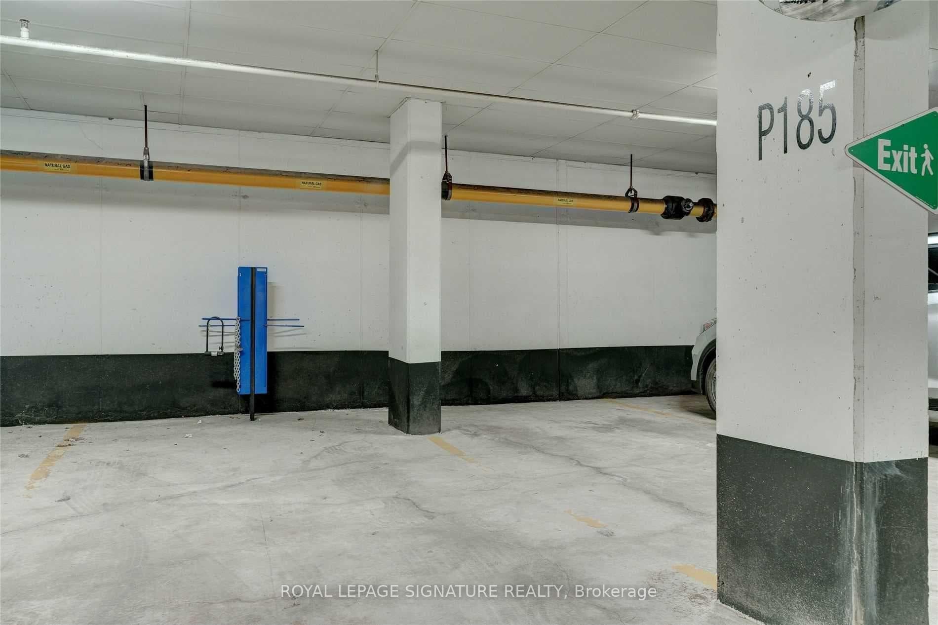 817 Dundas Street Unit 5 photo 15