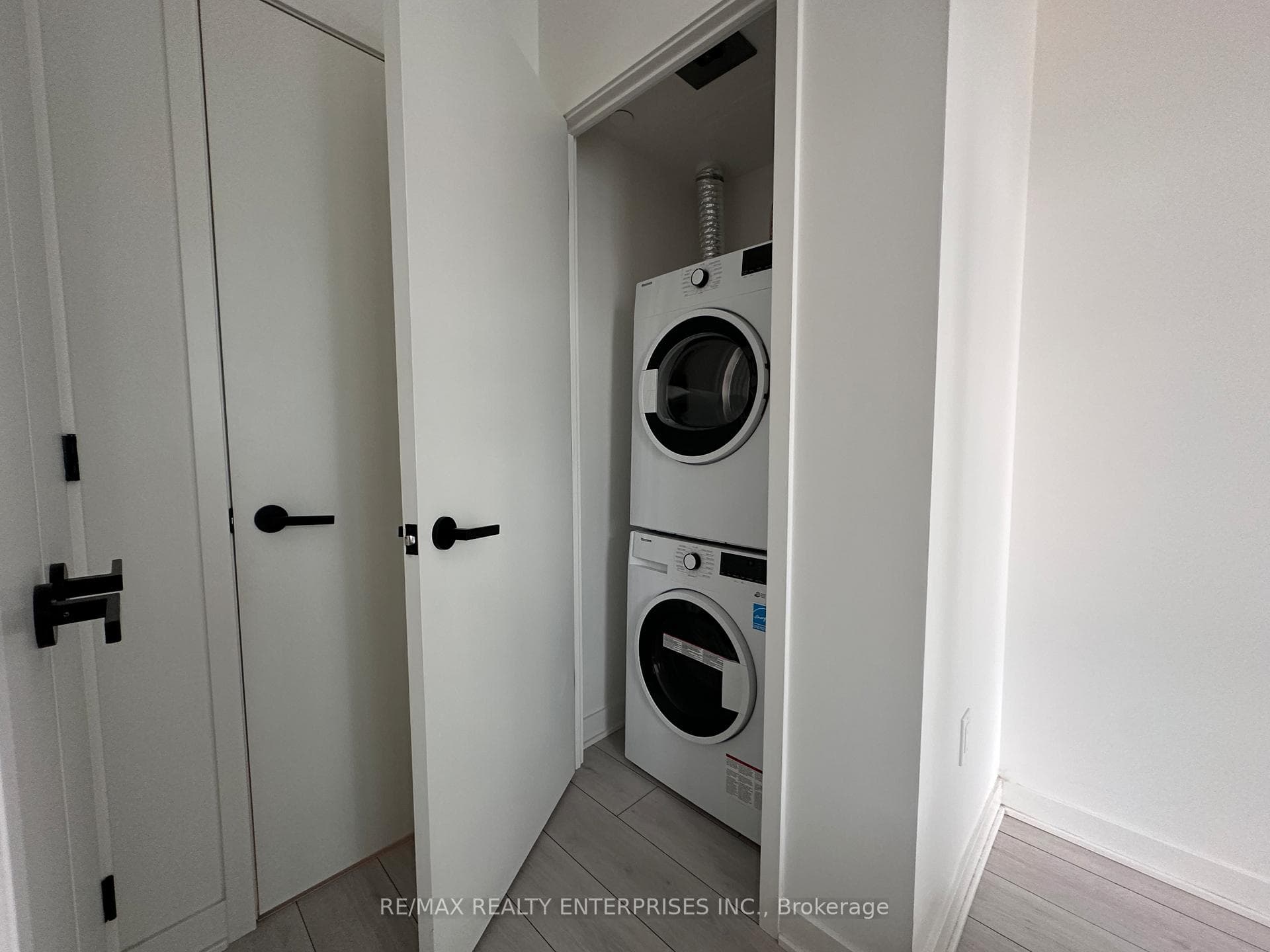 55 Charles Street Unit 1509 photo 14