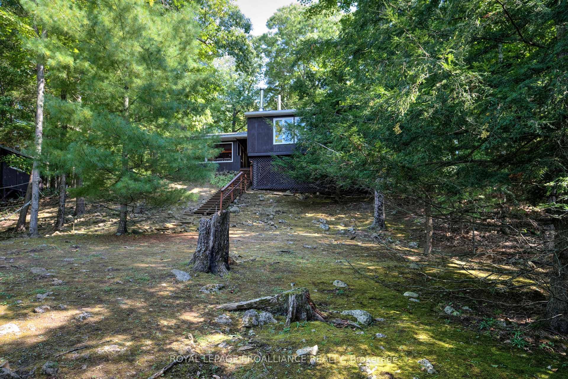 7621 Deyos Road photo 4