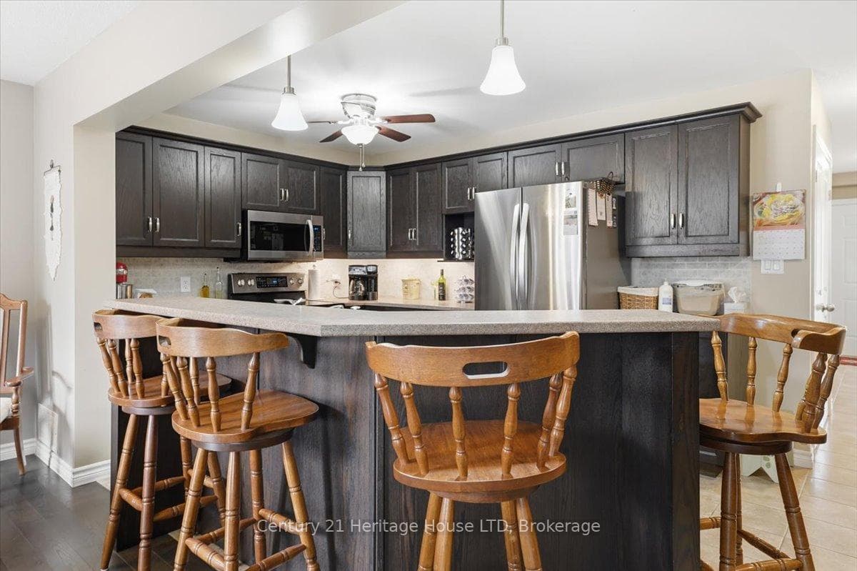 97 Abbott Place photo 9