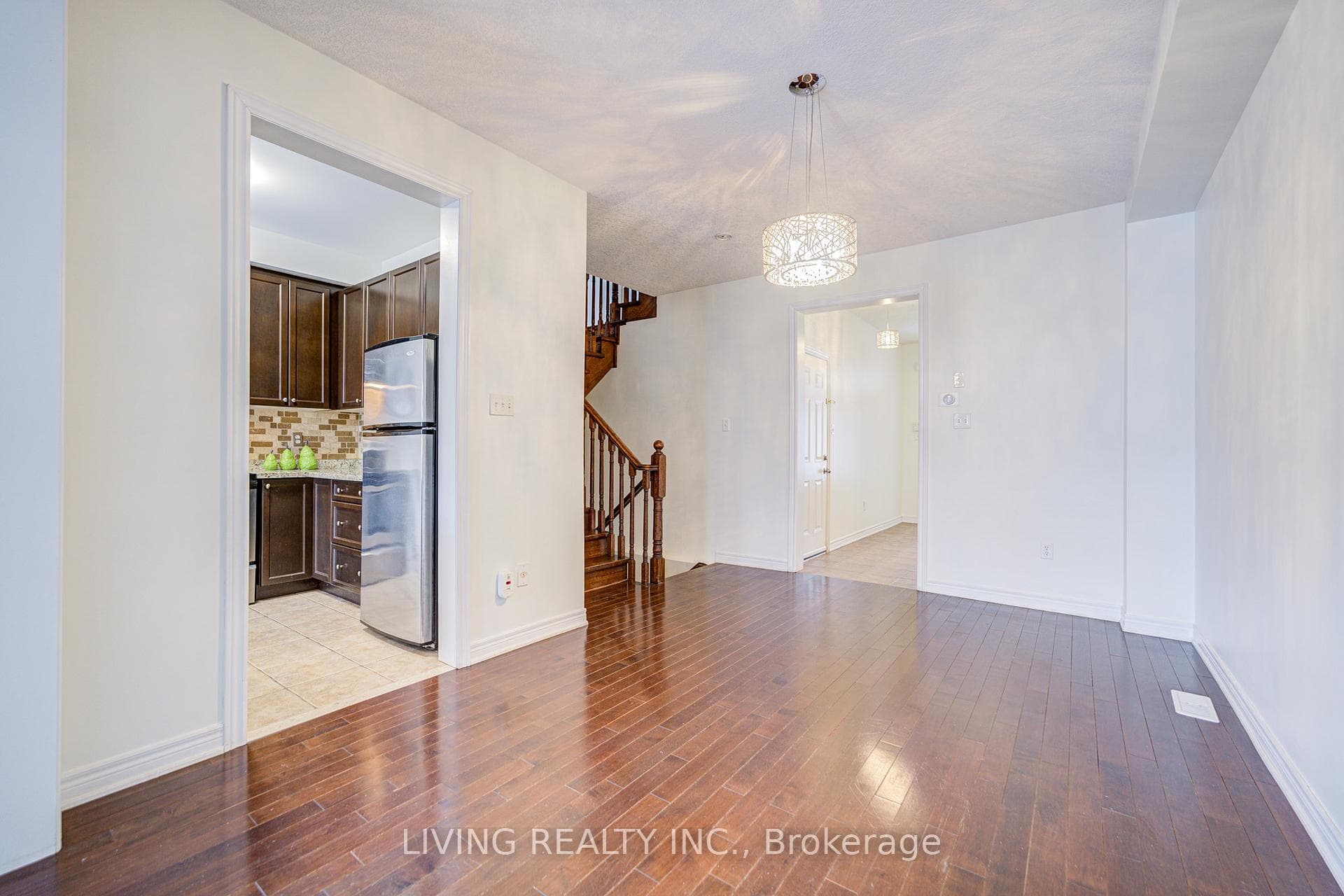 1237 Craigleith Road photo 6