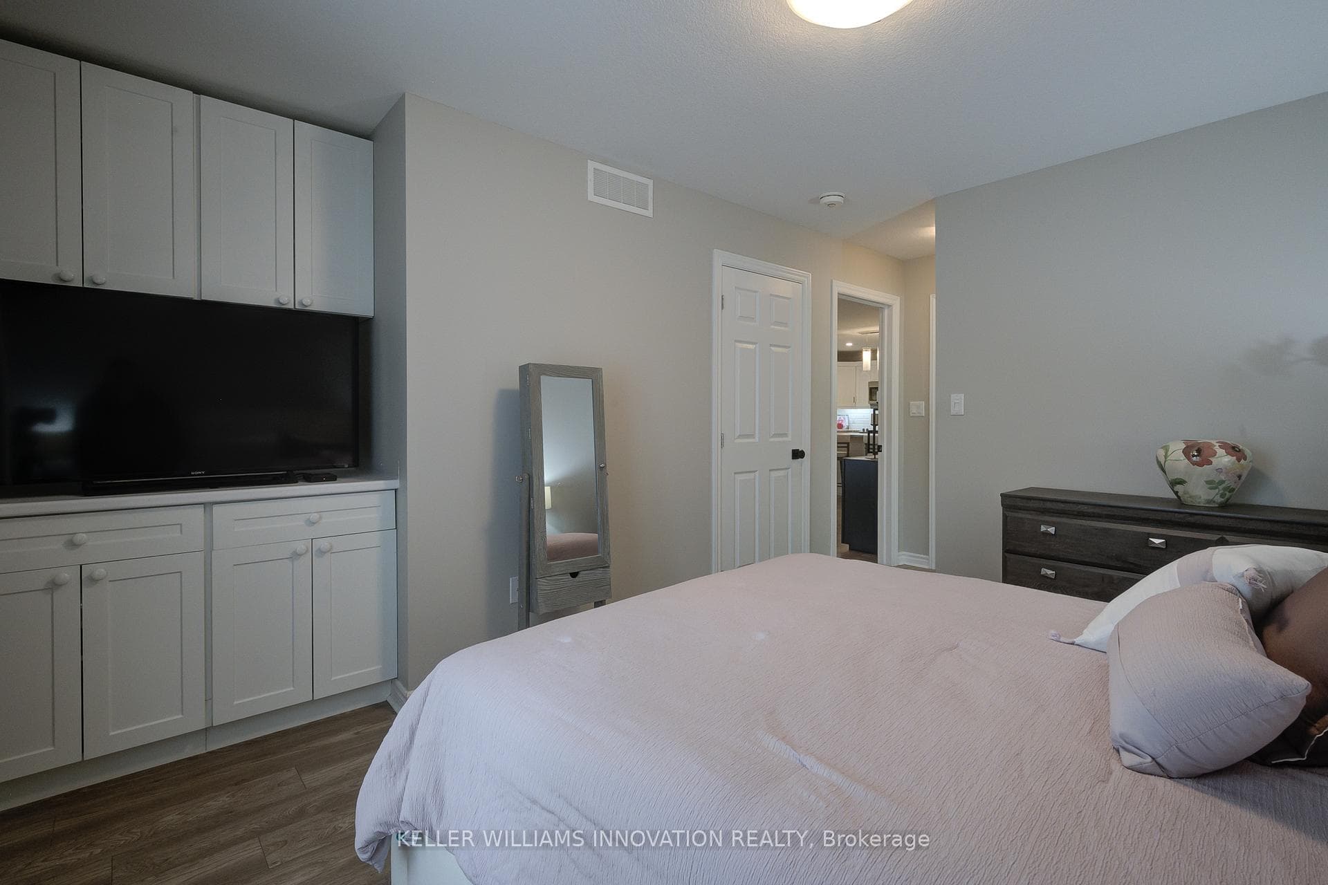 51 Devon Drive photo 30