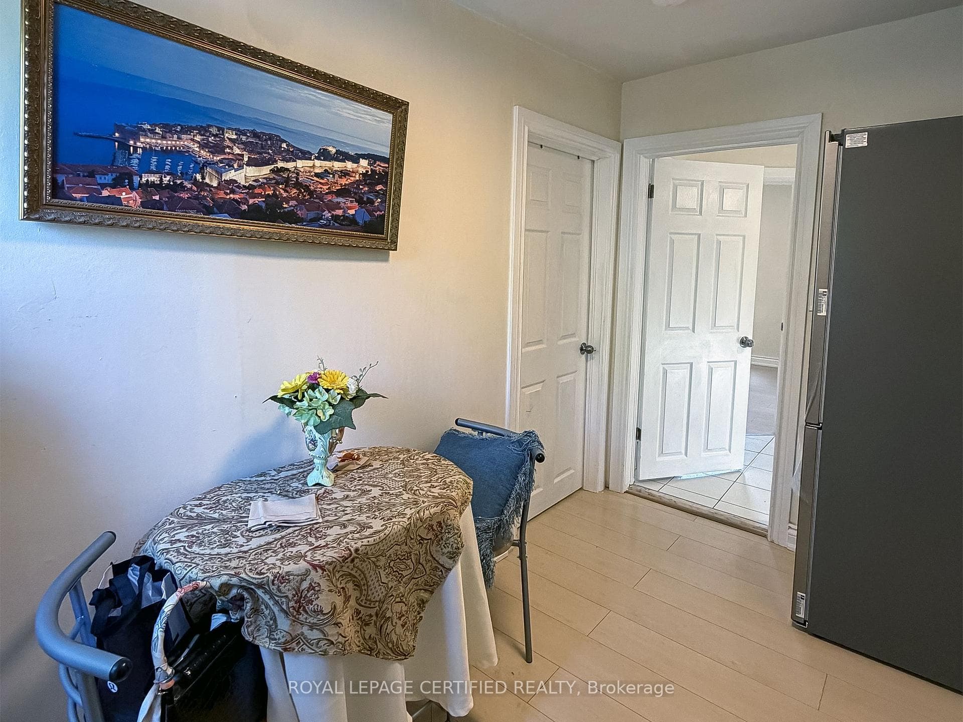 148 Belgravia Avenue Unit Upper photo 14