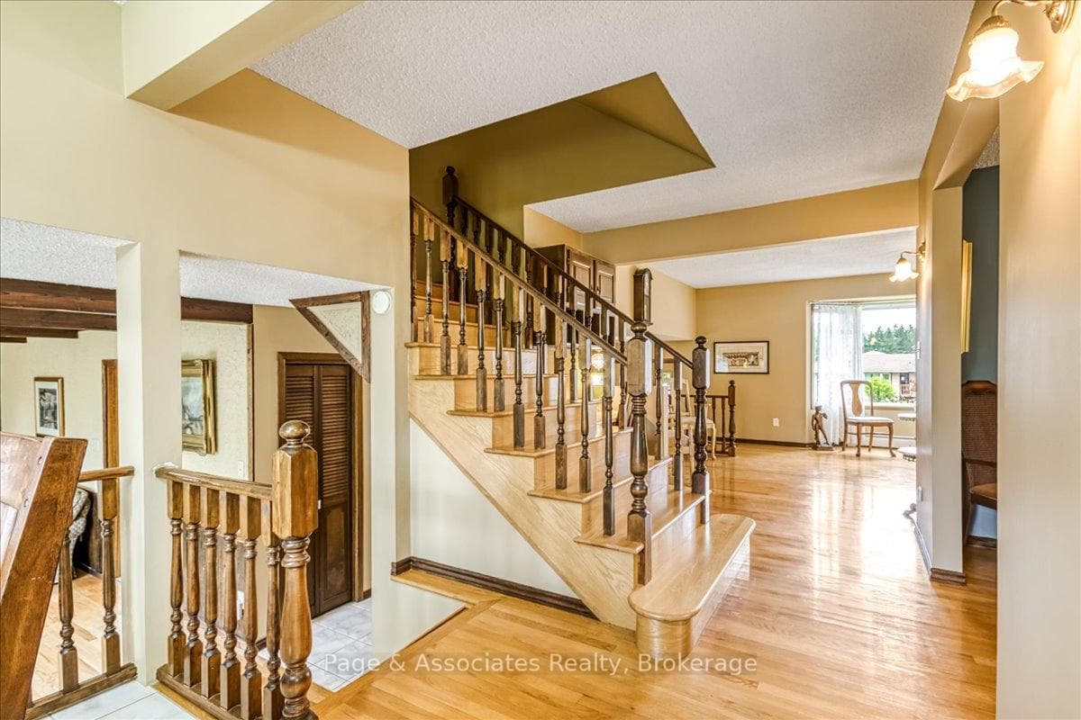 1688 Richard Street photo 15