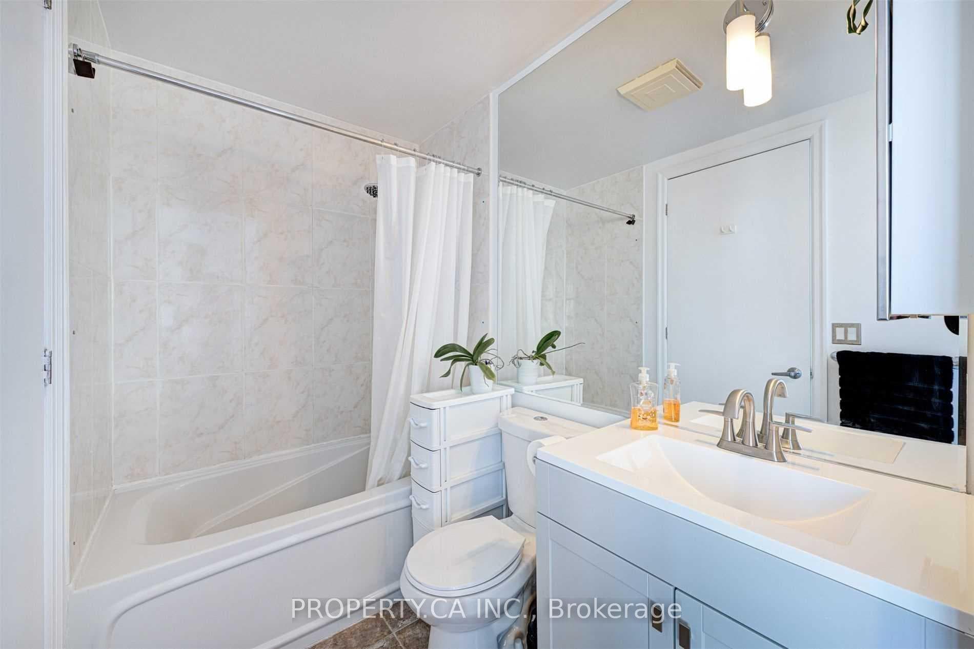 797 Don Mills Road Unit LPH01 photo 15
